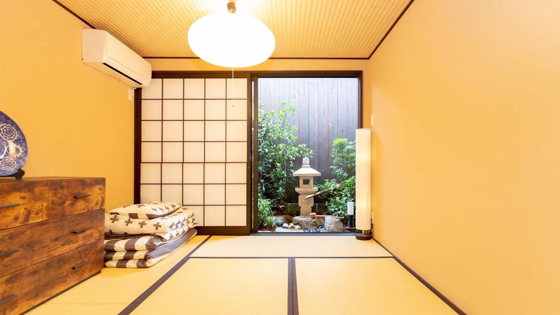 Inn Plus General Castle Nijo Kyoto Japan
